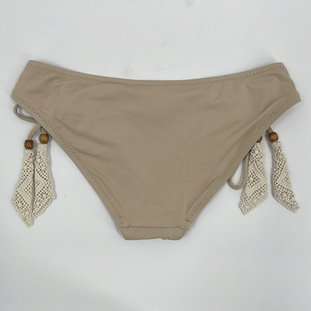 BECCA Bikini Set High Neck Crochet Lace Beaded Boho Nude Beige Tan Cream Sm/XSm - Picture 4 of 10